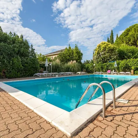 Apartment Gorgeous In With Swimming Pool *